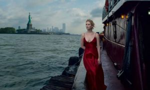 Jennifer Lawrence muy sexy en Vogue USA