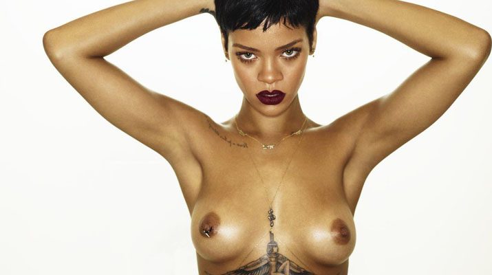 Rihanna topless sexy para Unapologetic