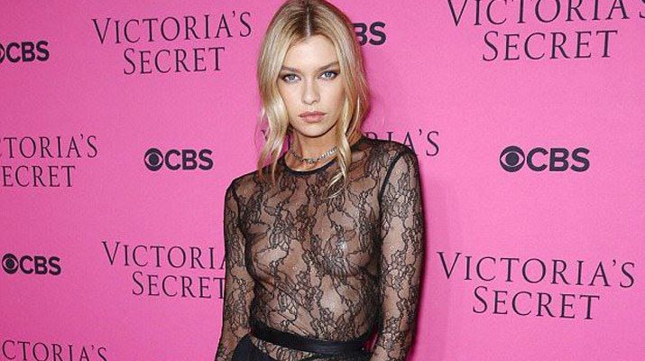 Stella Maxwell transparentando tetas Victoria’s Secret Fashion Show